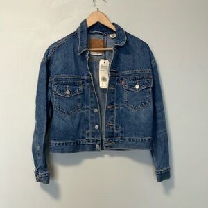 NWT Levi’s Heritage Trucker Denim Jacket
